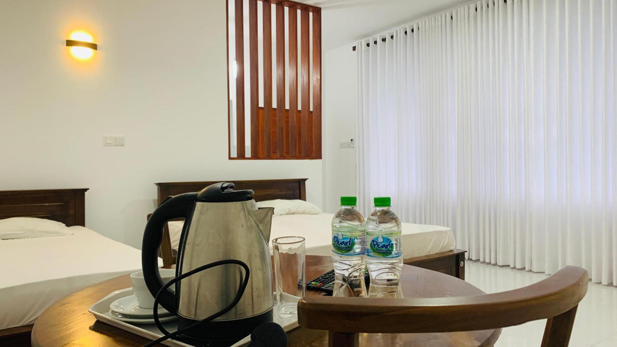 Meridian Holiday Resort راتنابورا المظهر الخارجي الصورة