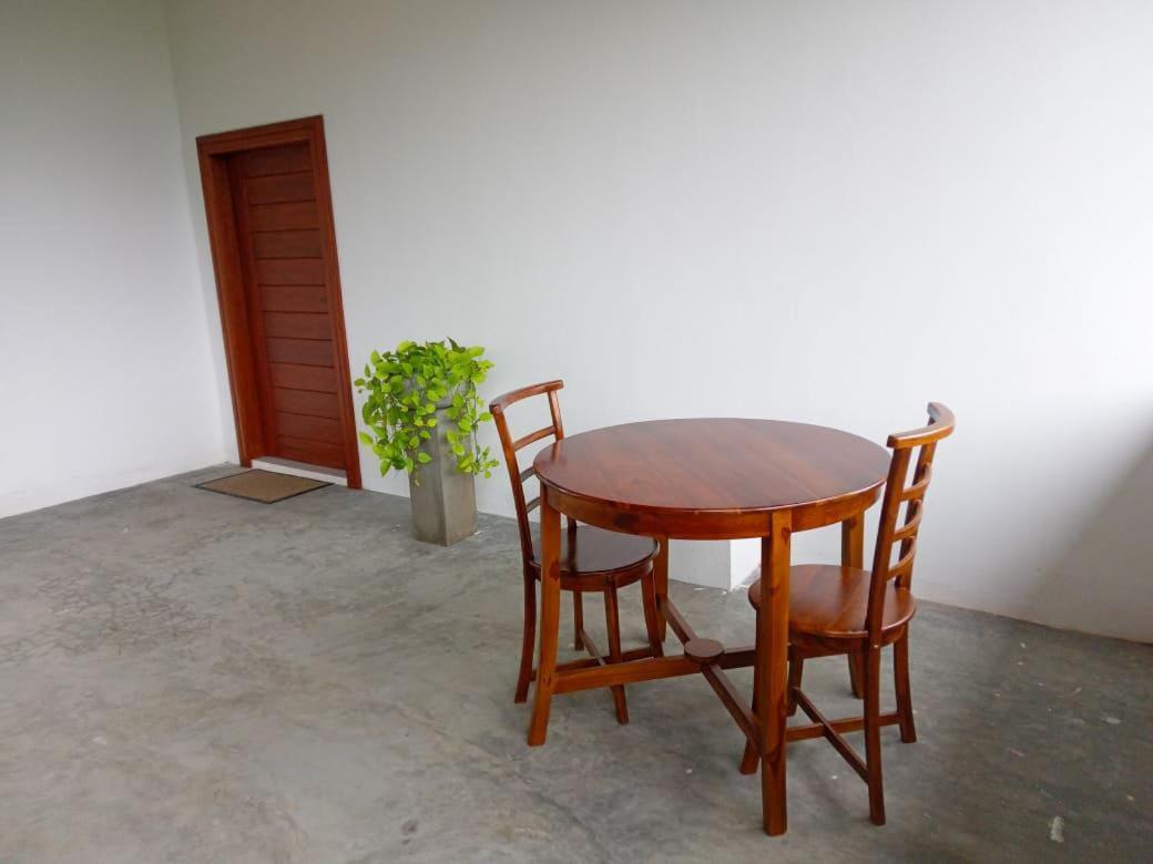 Meridian Holiday Resort راتنابورا المظهر الخارجي الصورة