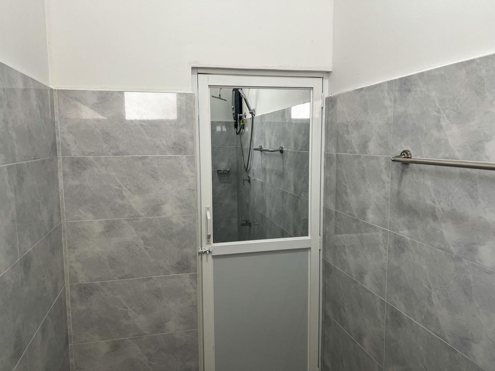 Meridian Holiday Resort راتنابورا المظهر الخارجي الصورة
